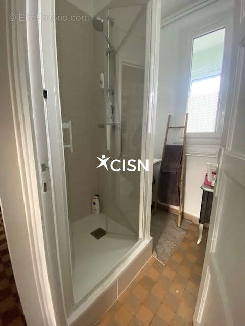Appartement T2 centre ville - photo 5