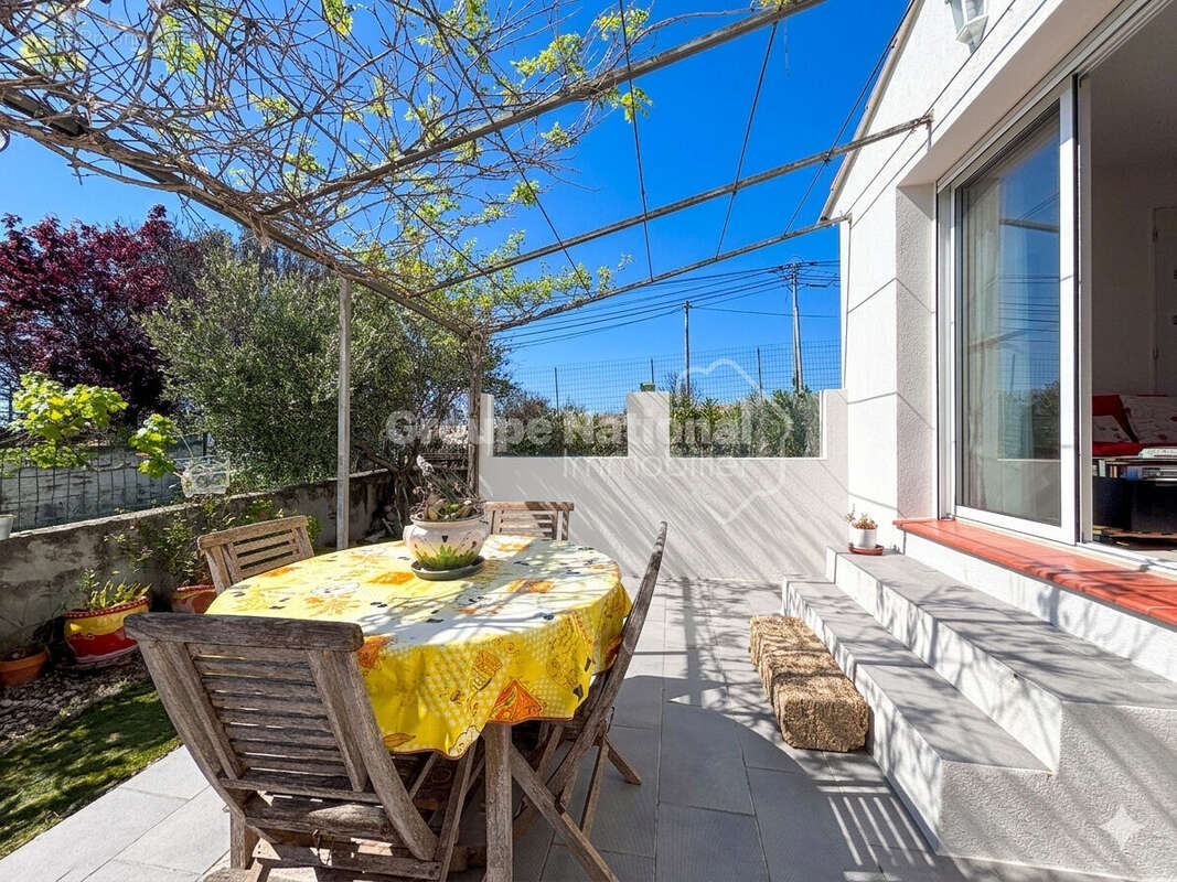 COUP DE COEUR : Maison de plain-pied + T2 indépendant sur les hauteurs des Cadeneaux - photo 9