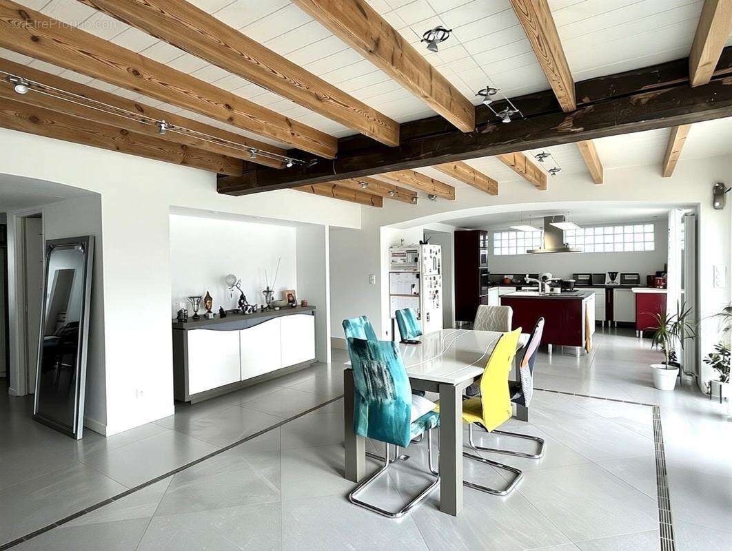 Maison à NIEULLE-SUR-SEUDRE