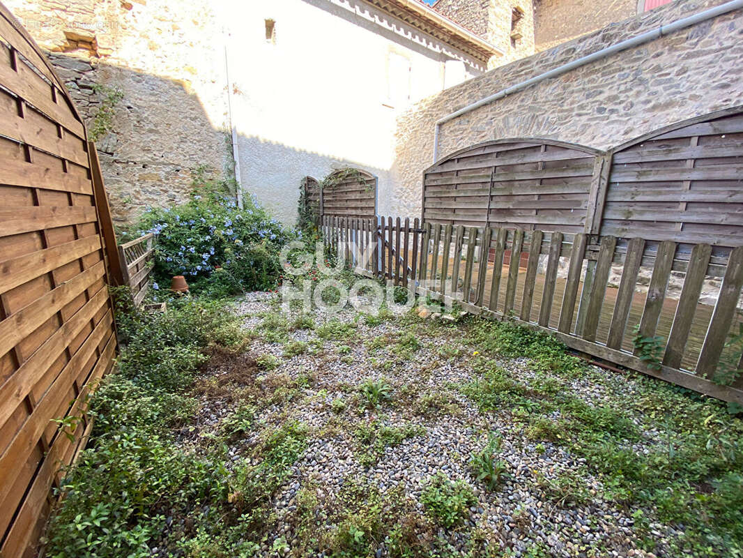A vendre Maison T4  à trois étage à Trausse - photo 7