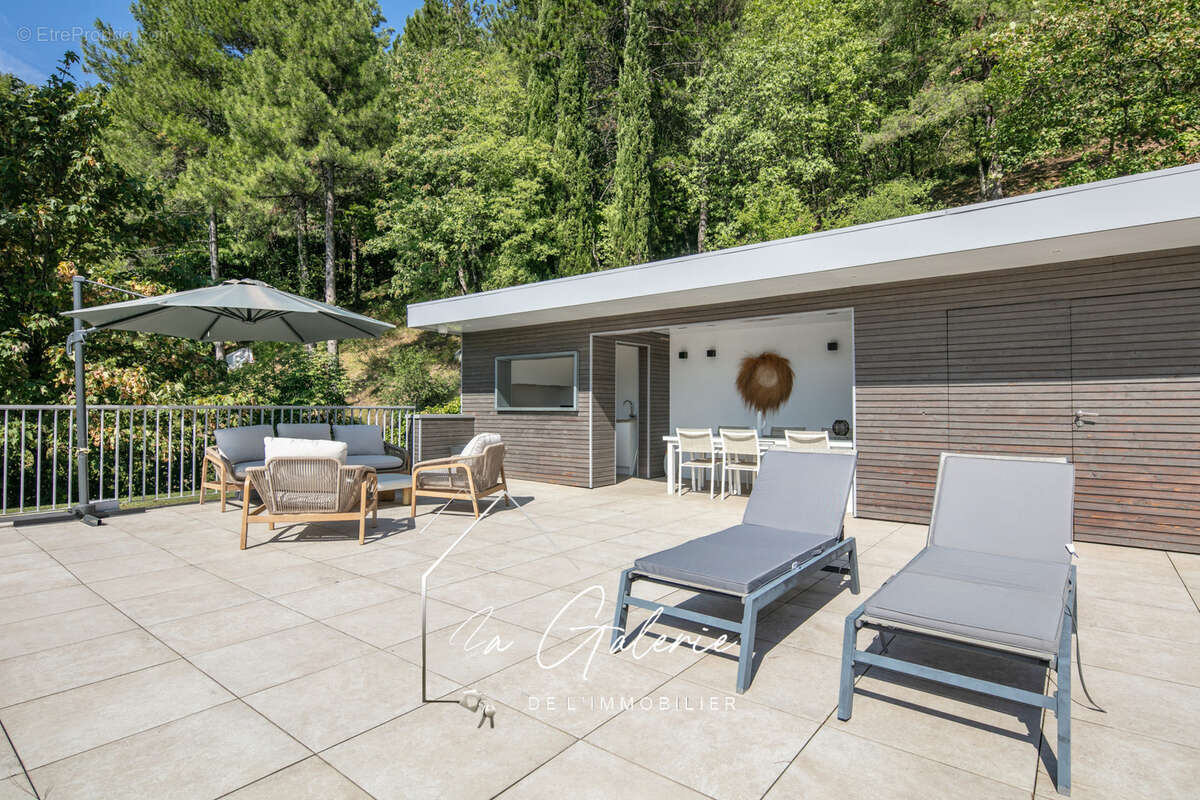 Magnifique maison d'architecte a la tronche - photo 15