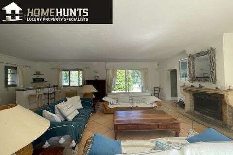 Maison à TOURRETTES-SUR-LOUP