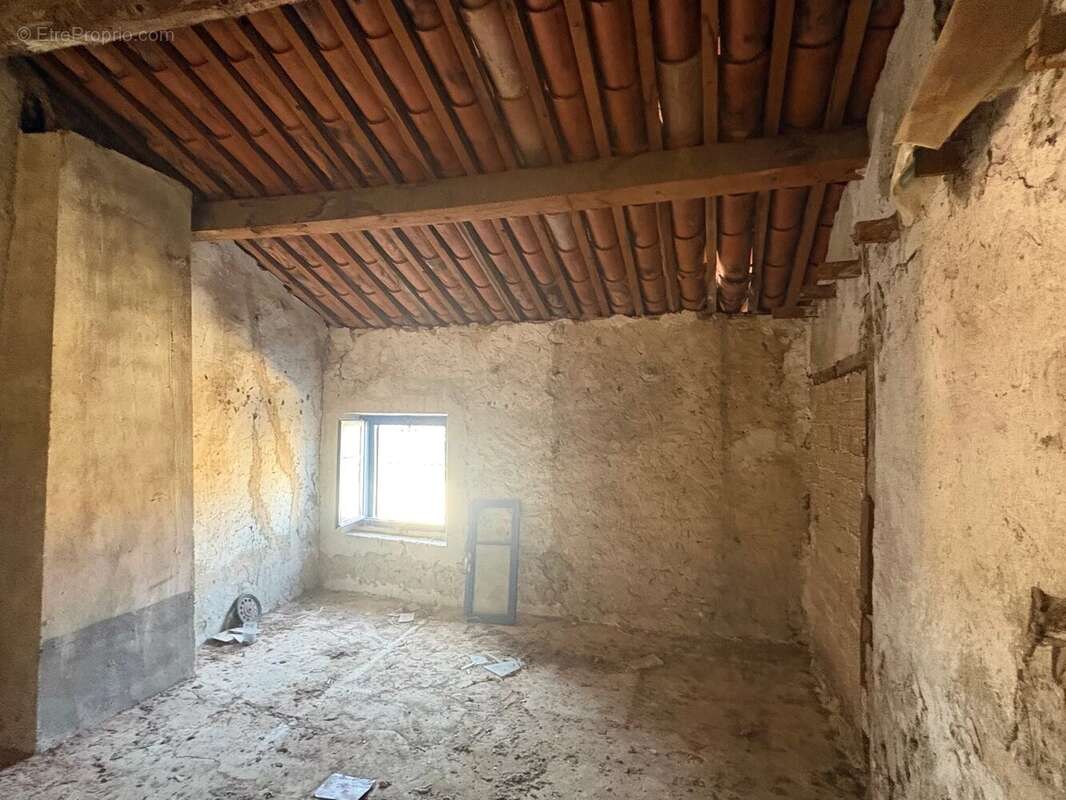 Maison avec exterieurs - photo 4