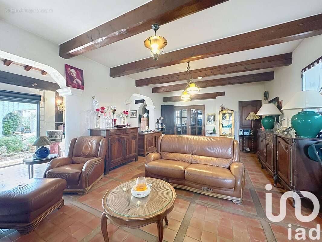 Photo 2 - Maison à JONQUERETTES