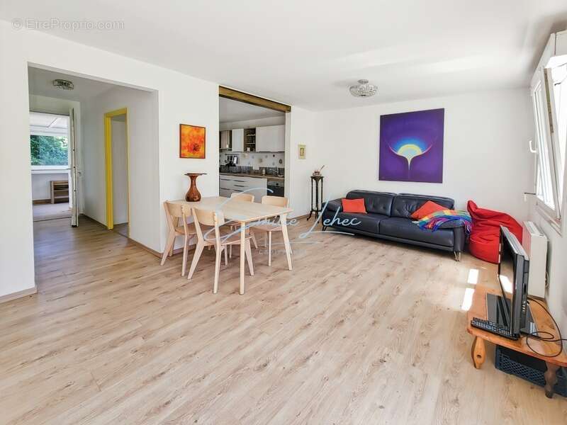 Riec-sur-Bélon – Maison rénovée avec vie de plain-pied, au calme, secteur de Coat Pin - photo 5