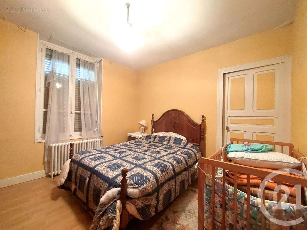 Maison à LE CREUSOT