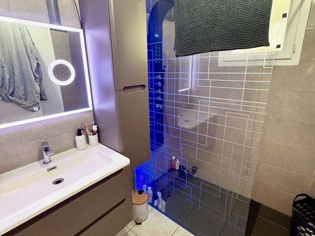 Appartement à CARCASSONNE