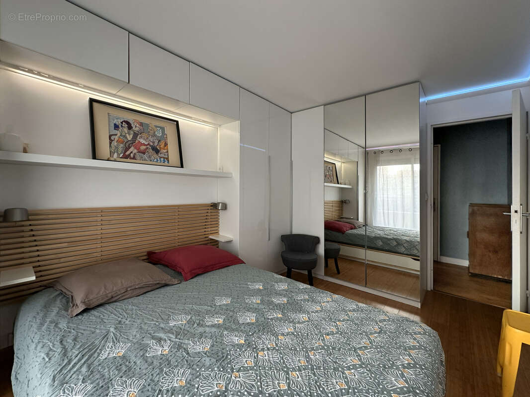 Nanterre Préfecture Parc André Malraux : Appartement de 5 pièces  sur 102 m2 + balcons + cave + box fermé - photo 13