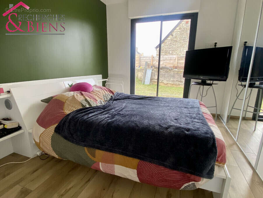 Maison à EMONDEVILLE