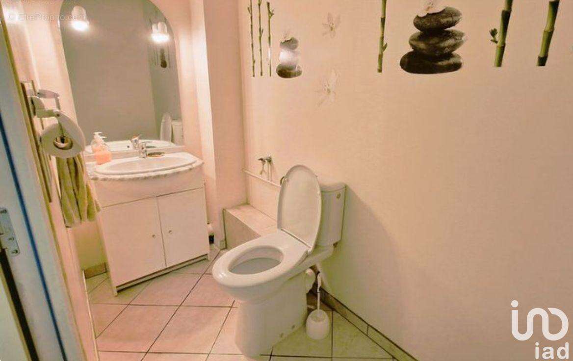 Photo 4 - Commerce à LA VILLE-AUX-DAMES