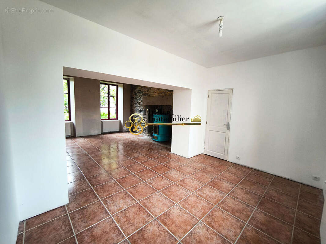 Maison à LA MARTYRE