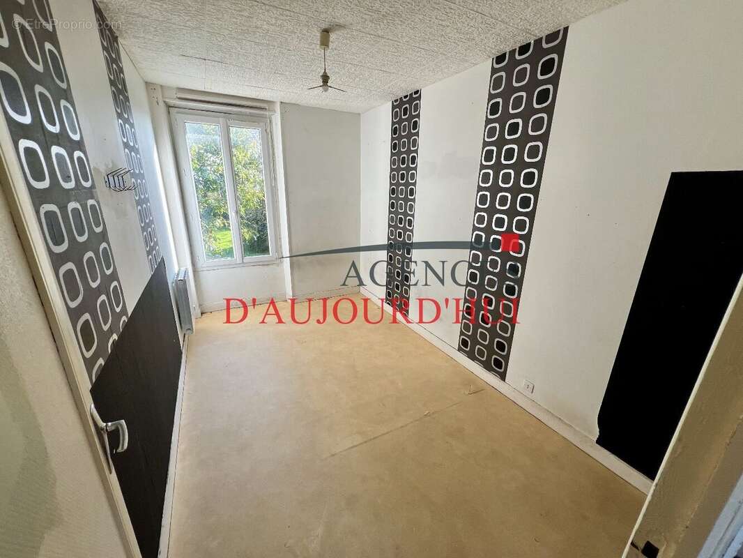 Maison à VILLERS-BOCAGE