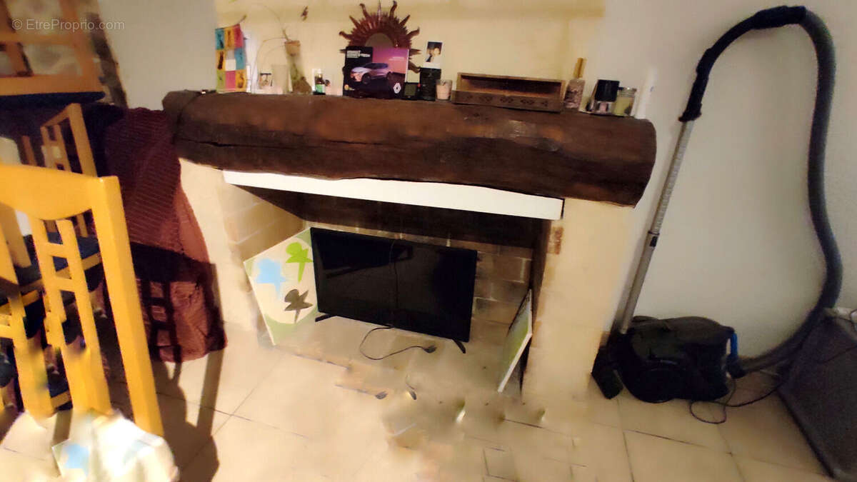 Maison louée à Saint Martin Du Bois 3 pièces - photo 2