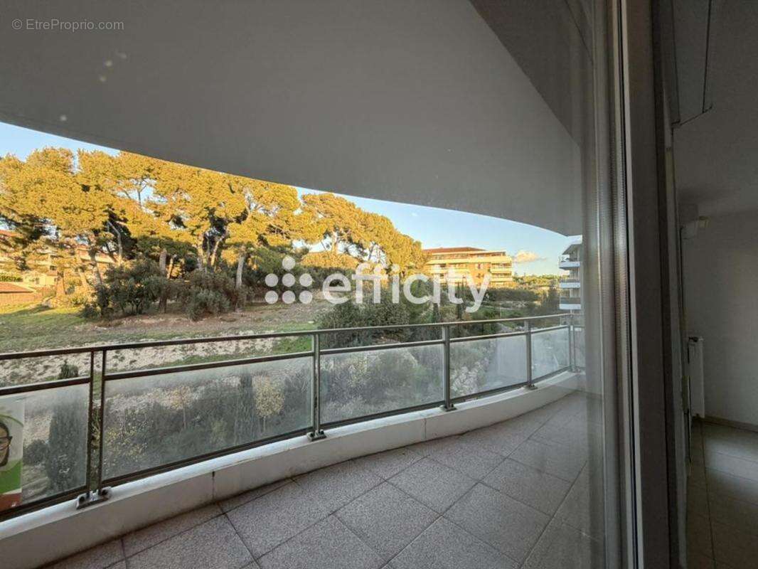 Appartement à MARSEILLE-12E