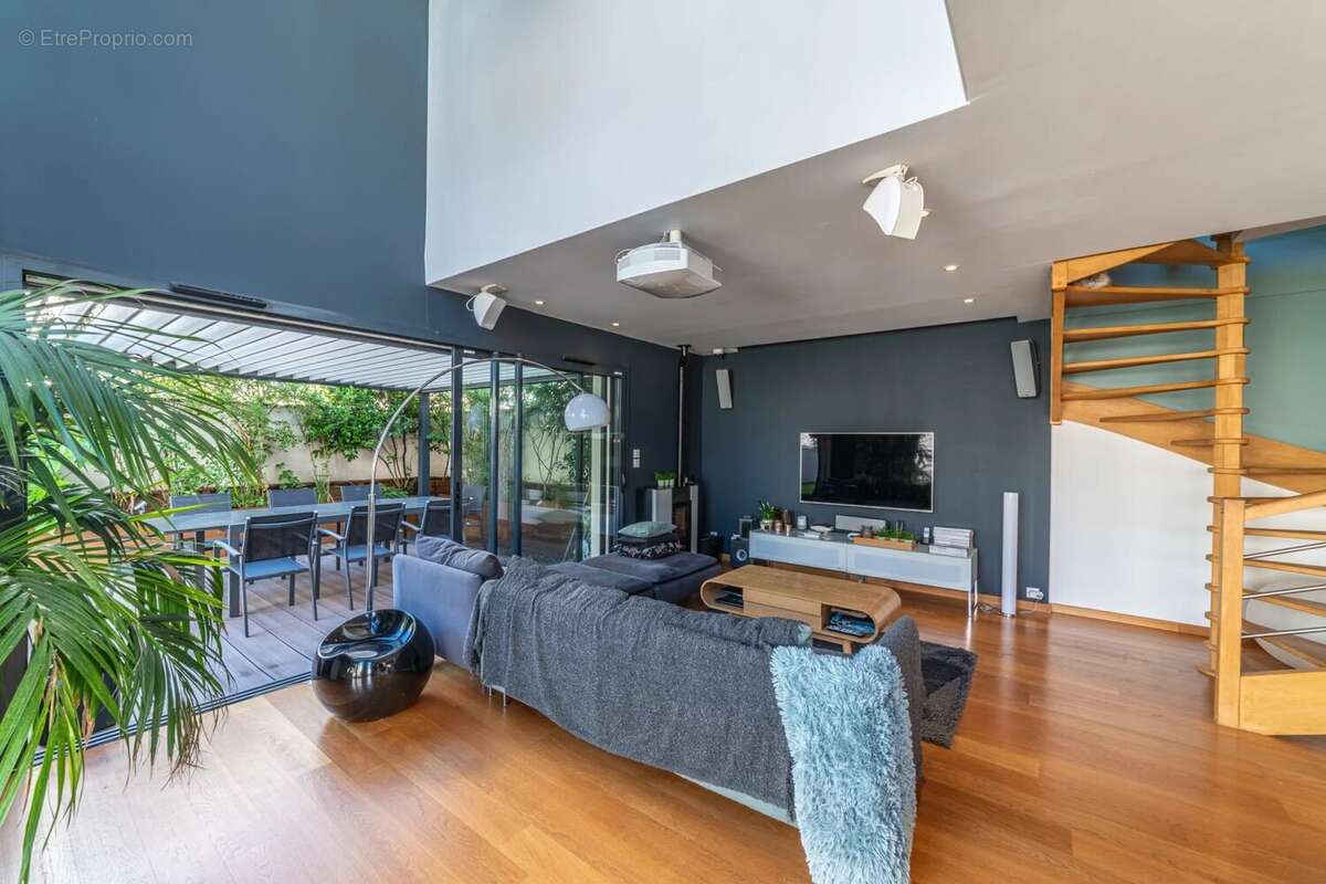 Appartement à LYON-9E
