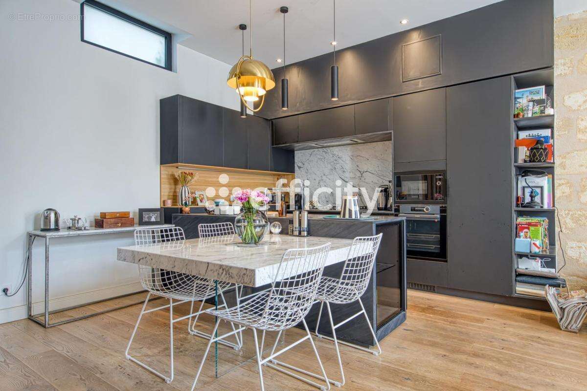 Maison 104 m² à Talence  - photo 3