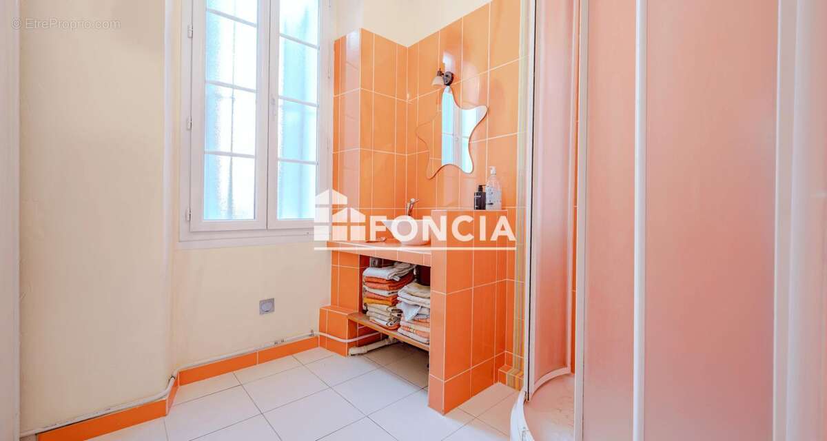 Appartement à HYERES