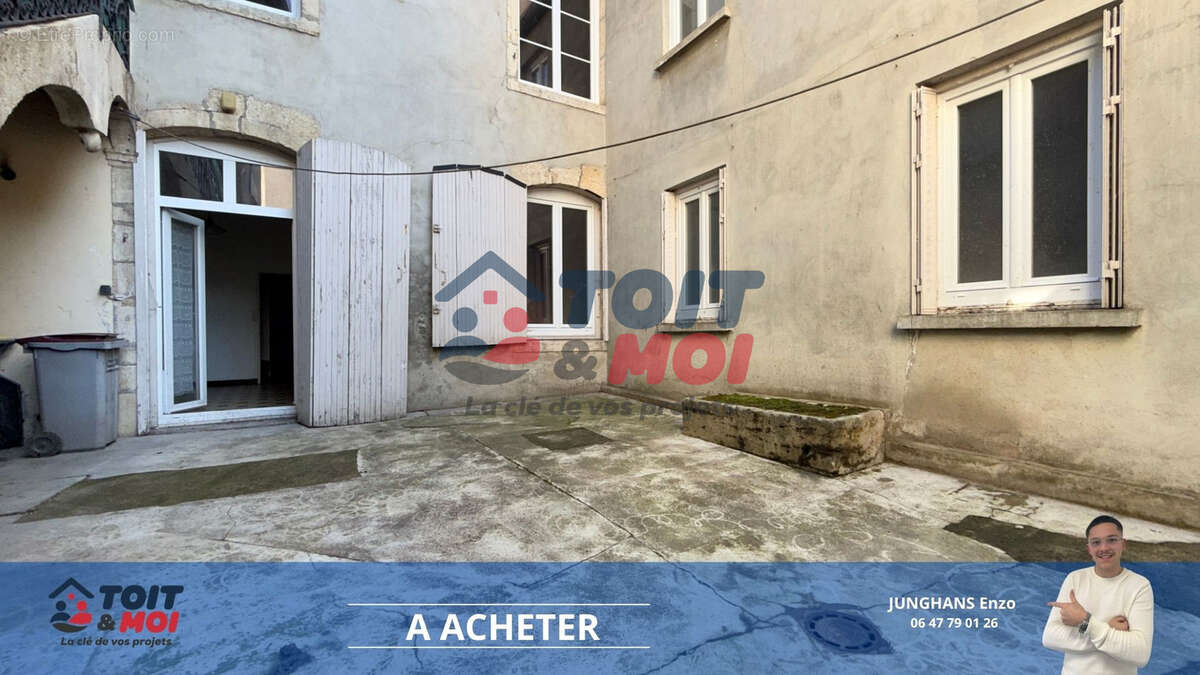 Appartement à GRAY
