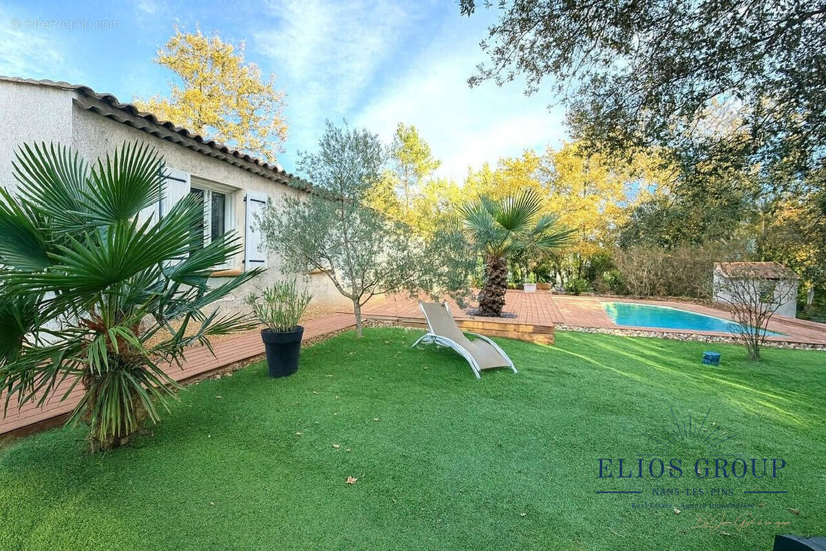 Maison à NANS-LES-PINS