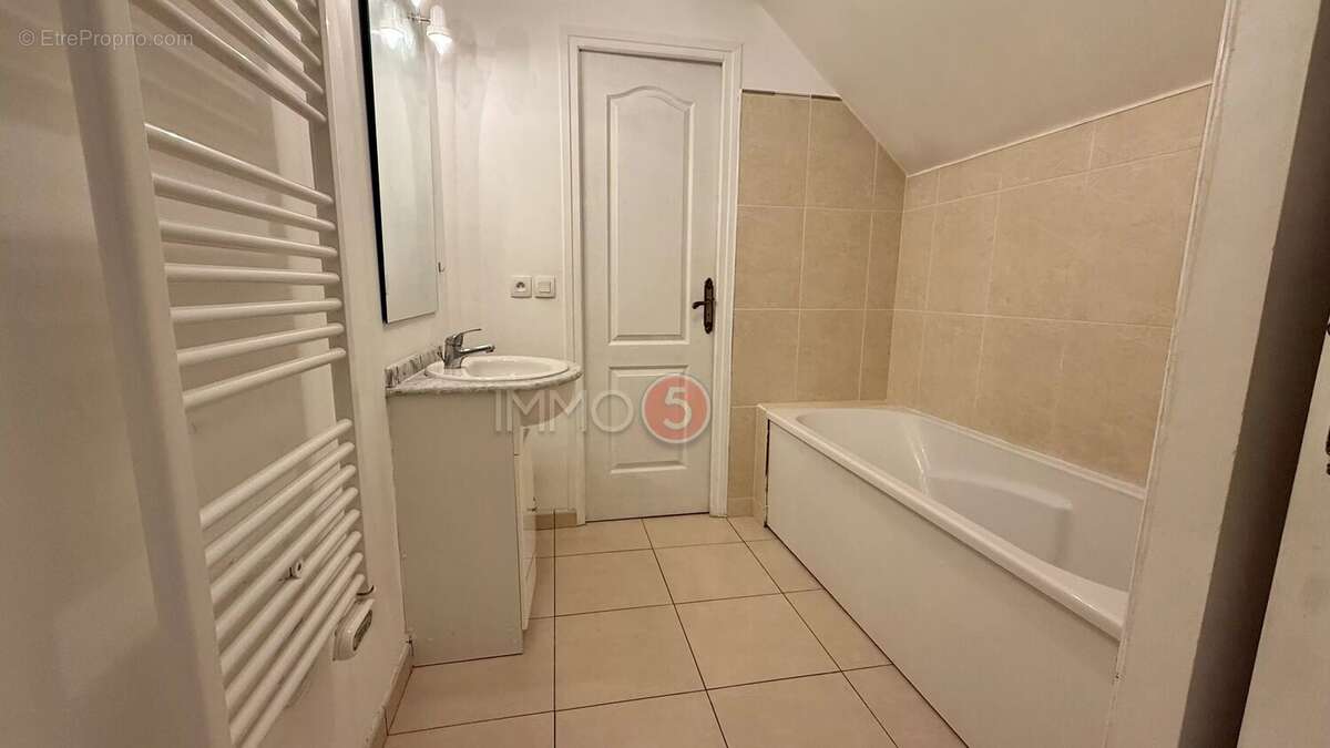 Appartement à LE RAINCY