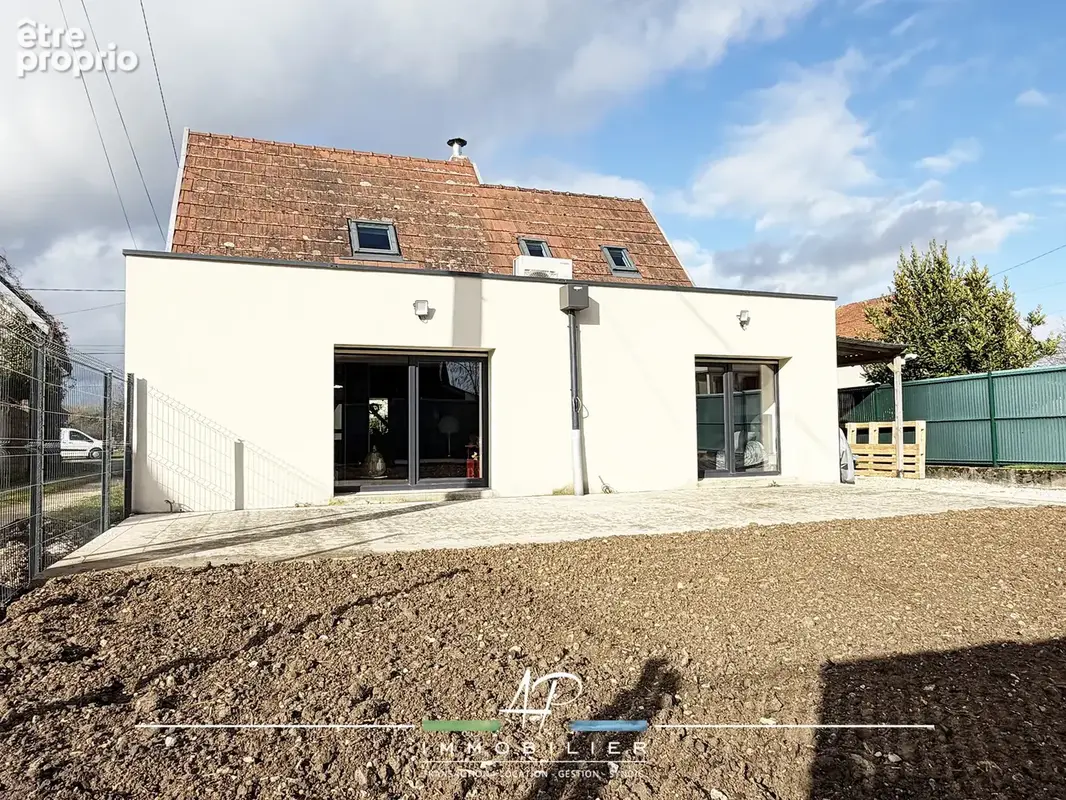 Spacieuse maison de village avec un agréable jardin - photo 12