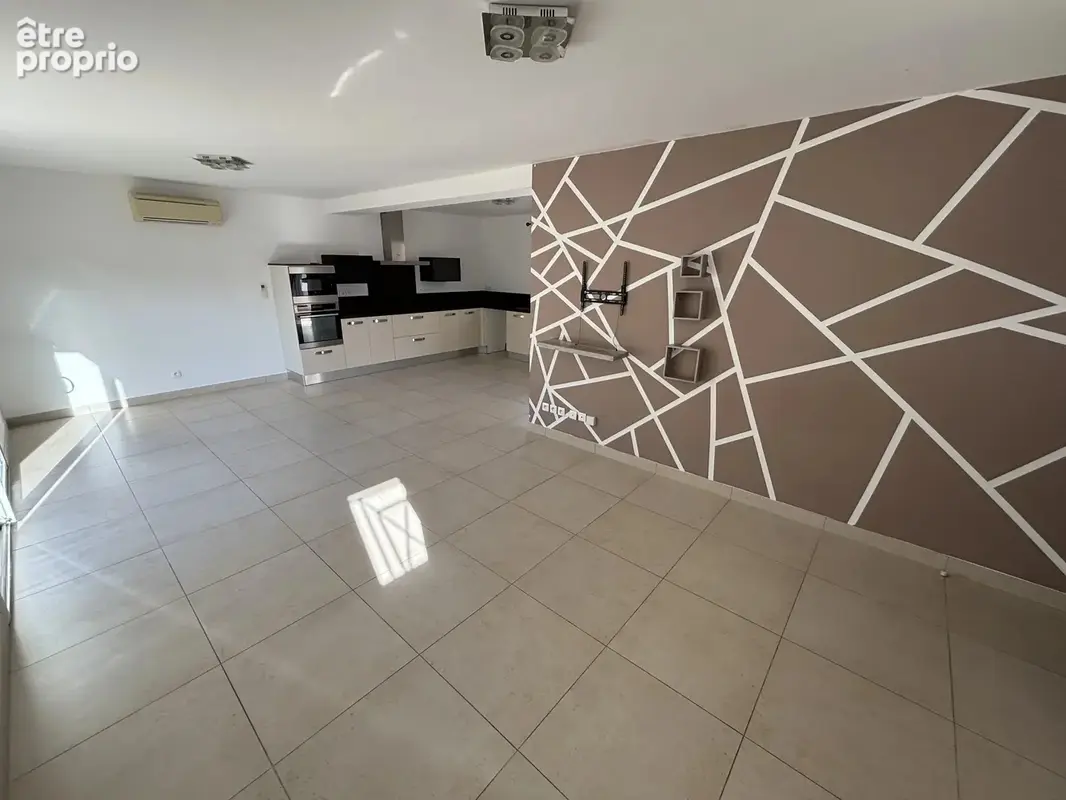 Villa T4 R+1 avec Garage et Jardin - photo 9