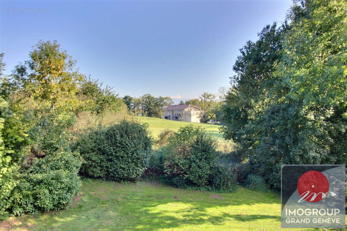 Maison à DIVONNE-LES-BAINS