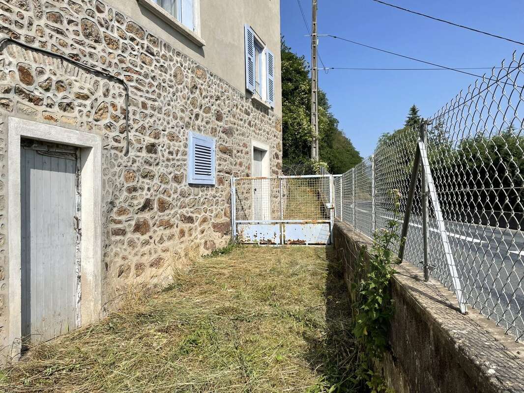 Maison à BEAUJEU
