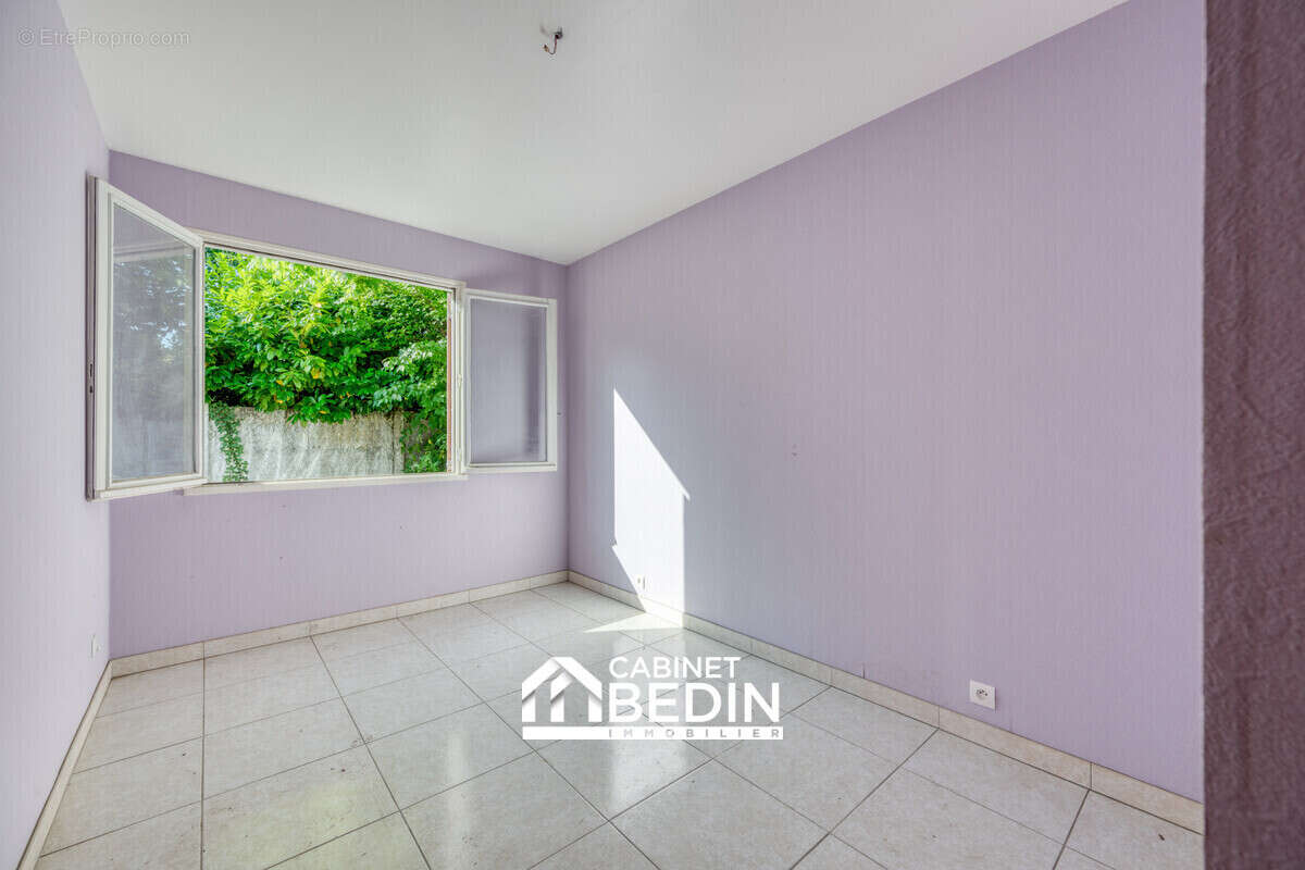 Maison 94 m² à Pessac  - photo 9
