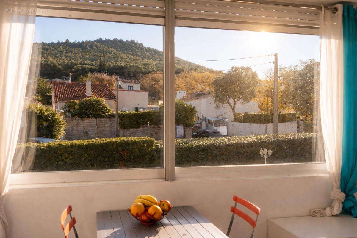 Appartement à SIX-FOURS-LES-PLAGES