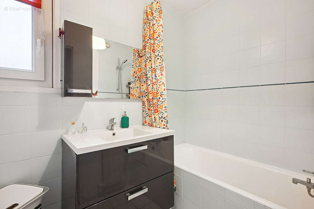 Appartement à NANTERRE