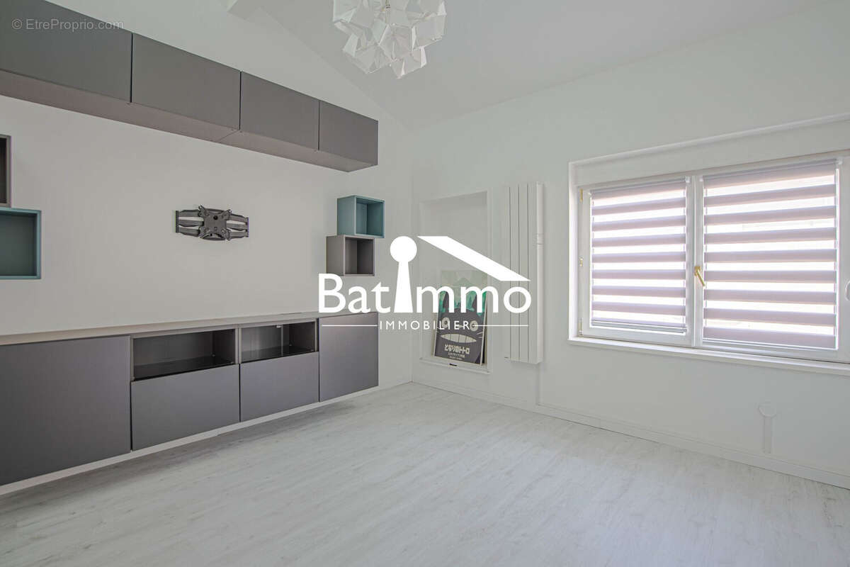 Maison 107 m² à Jouy-Aux-Arches  - photo 8