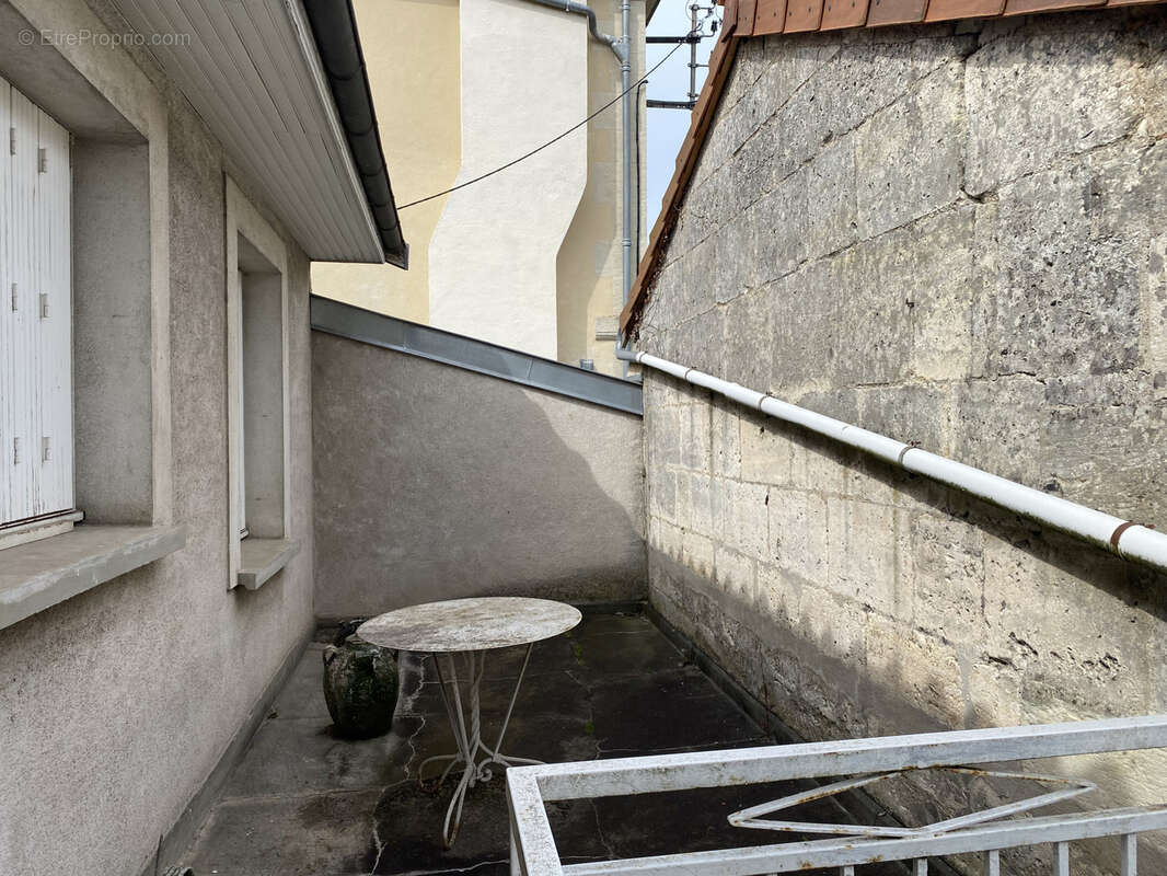 Maison de Type 4 centre ville de périgueux. - photo 4