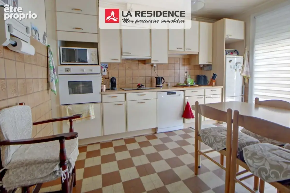 Maison 6 pièces 135 m² à vendre à Elancourt (78990) - photo 6