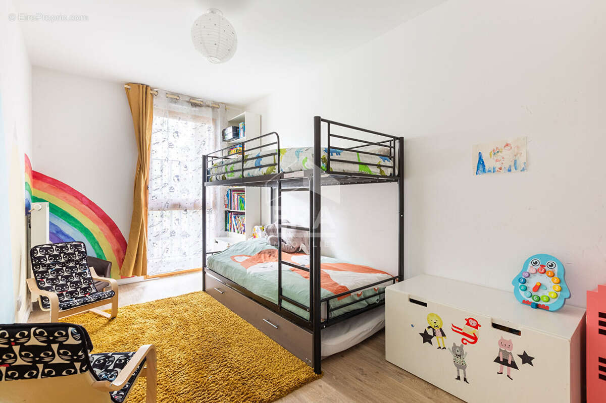 Appartement à IVRY-SUR-SEINE