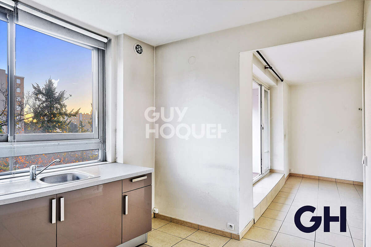 Appartement à SAINTE-FOY-LES-LYON