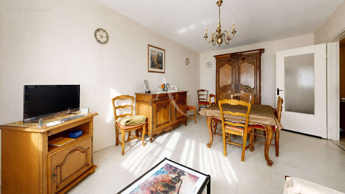 Appartement Gisors 3 pièce(s) 62.63 m2 - photo 3