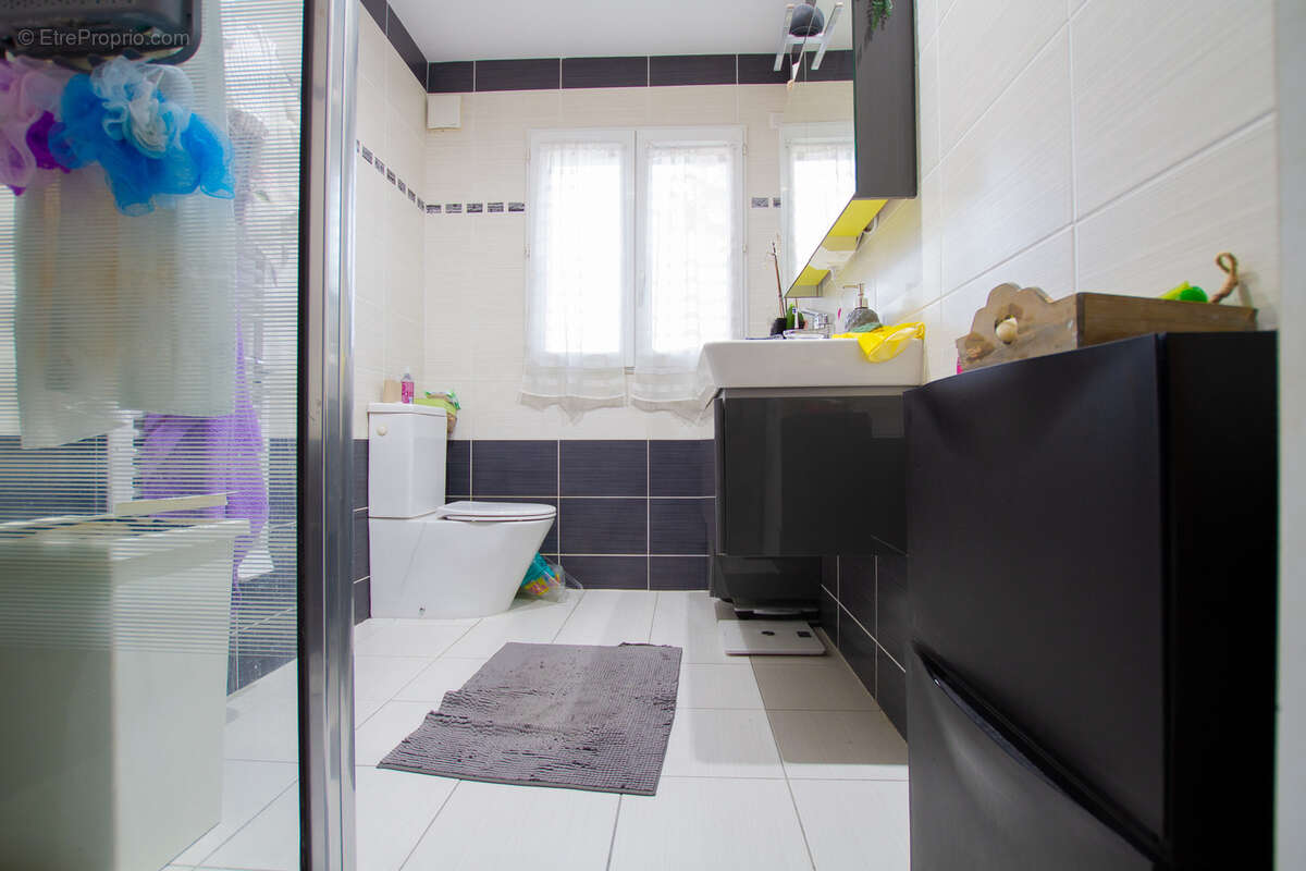 Maison à VILLENEUVE-LE-ROI