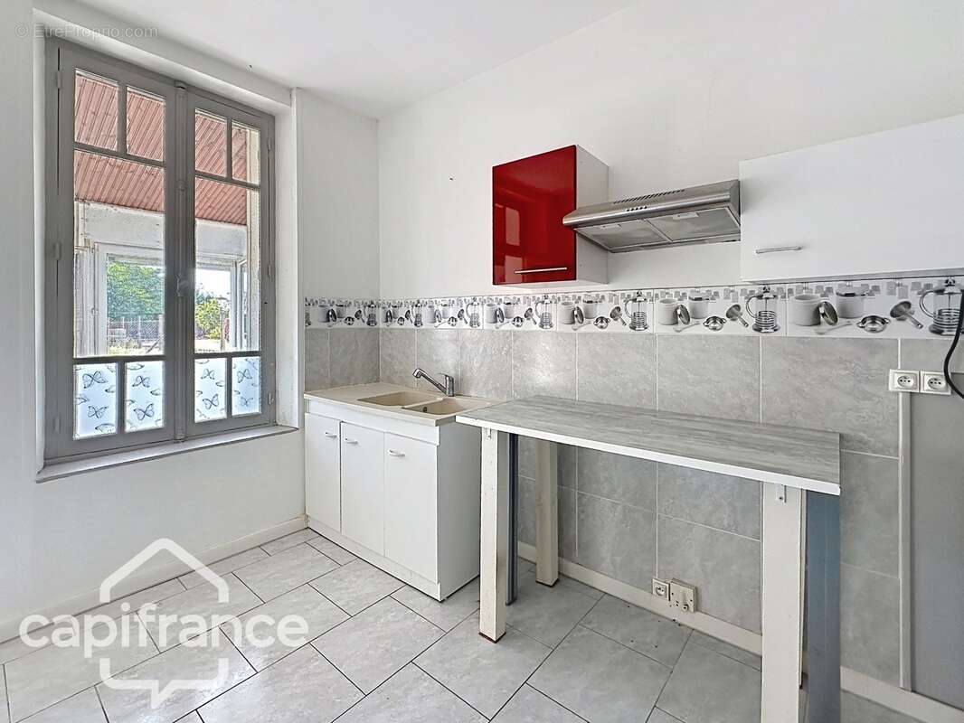 Maison de plain-pied à vendre 3 pièces  (79) - photo 4