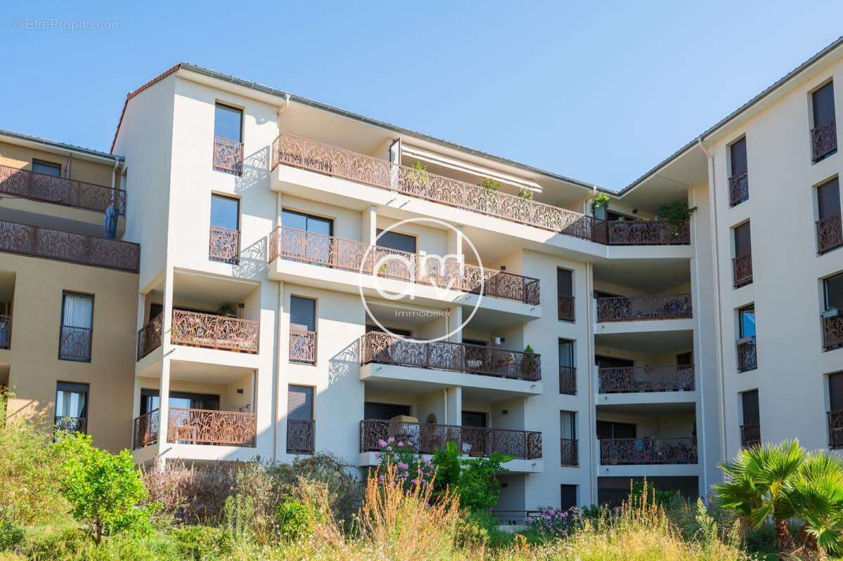 Appartement à HYERES