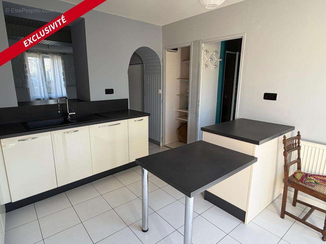 Maison à SARGE-LES-LE-MANS