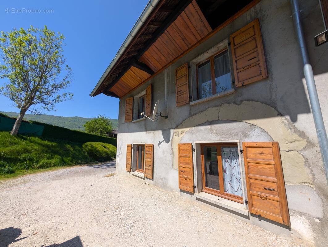 Appartement à LORNAY