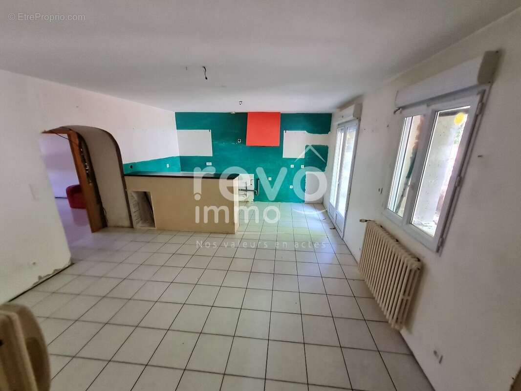 Immeuble de rapport Mauves Sur Loire (13 pièces) 307.04m2 - photo 3