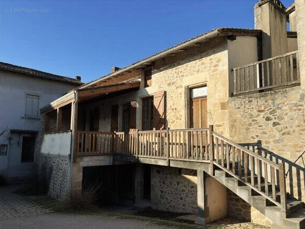 Maison à NONTRON