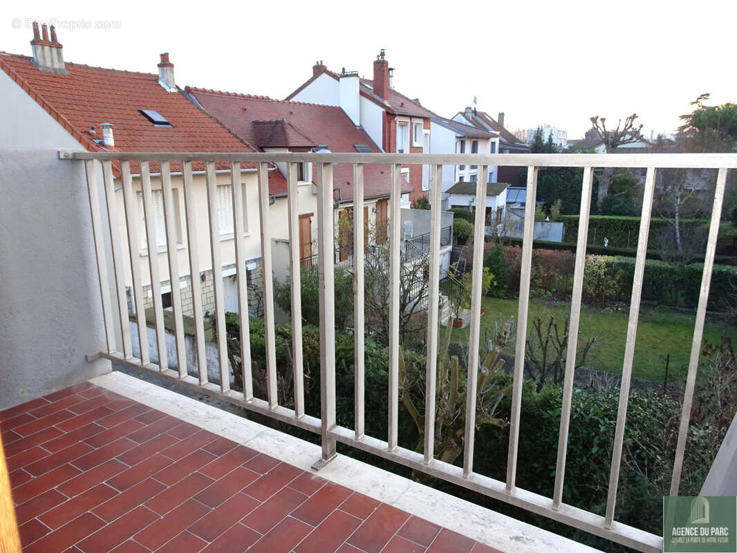 Appartement à SURESNES