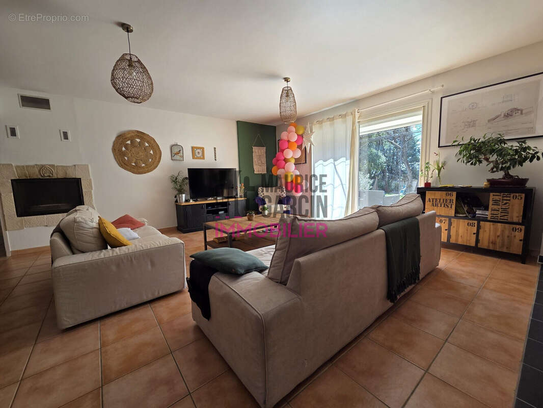 Maison à SAUMANE-DE-VAUCLUSE