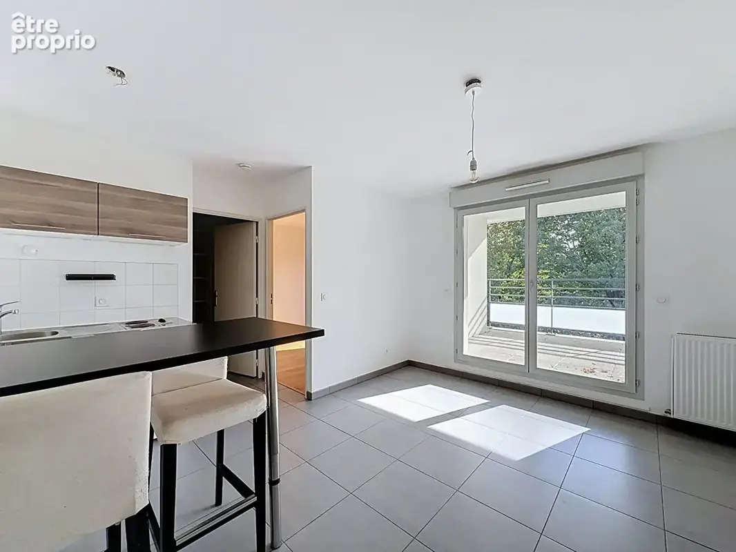 A VENDRE Appartement Caluire Et Cuire 2 pièces 36.35 m2 avec terrasse - photo 2