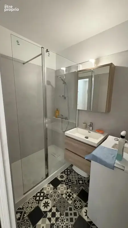 Appartement t2 rénové proche plage - photo 5
