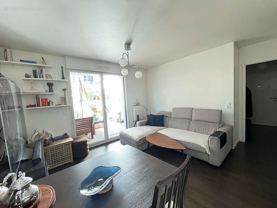 Appartement à SURESNES