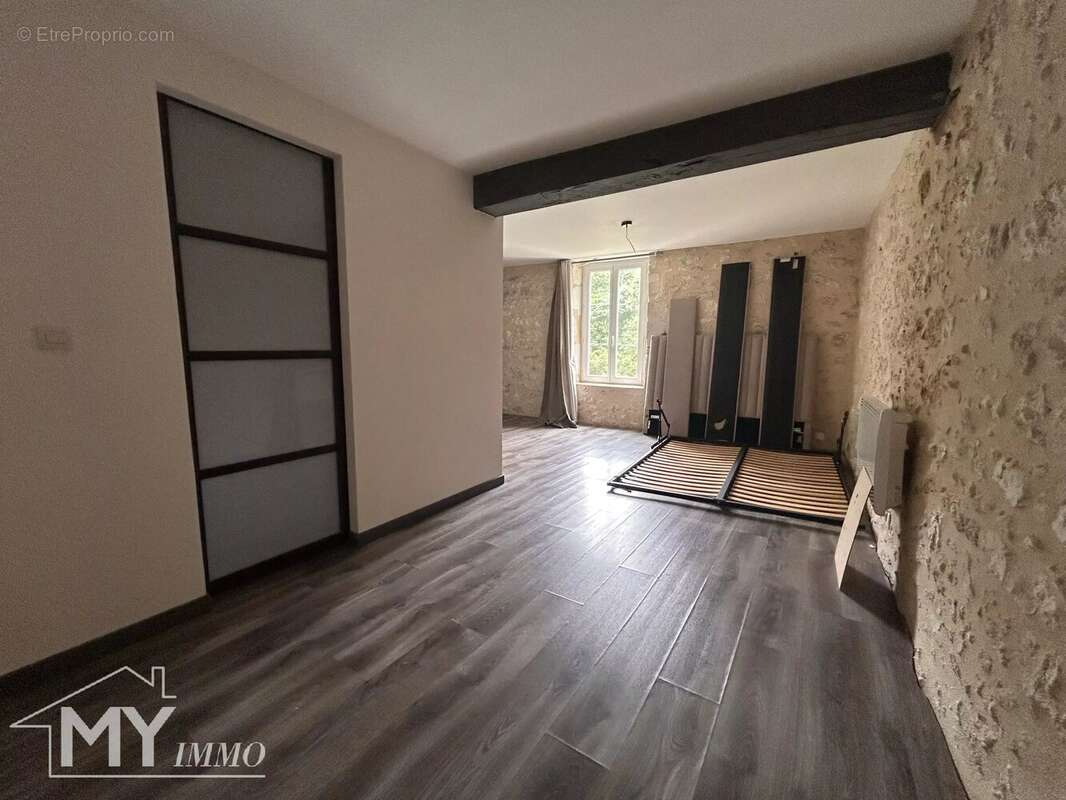 Charmante maison rénovée avec piscine et grand séjour – environnement calme - photo 11